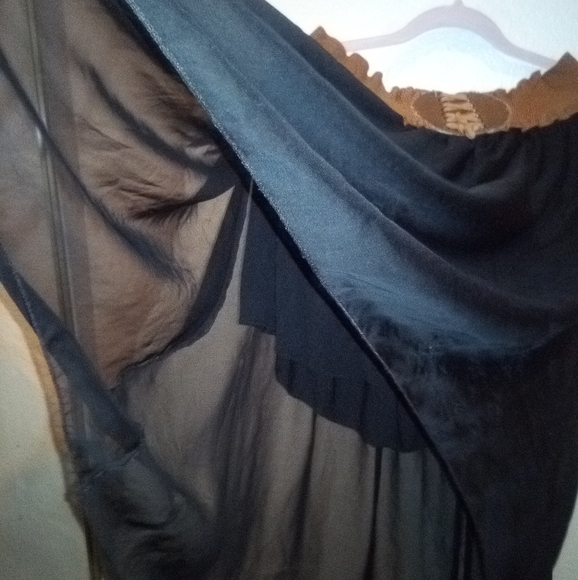 Black shear high low skirt - Picture 2 of 2